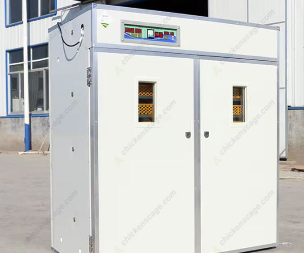 insulated 5000 egg incubator